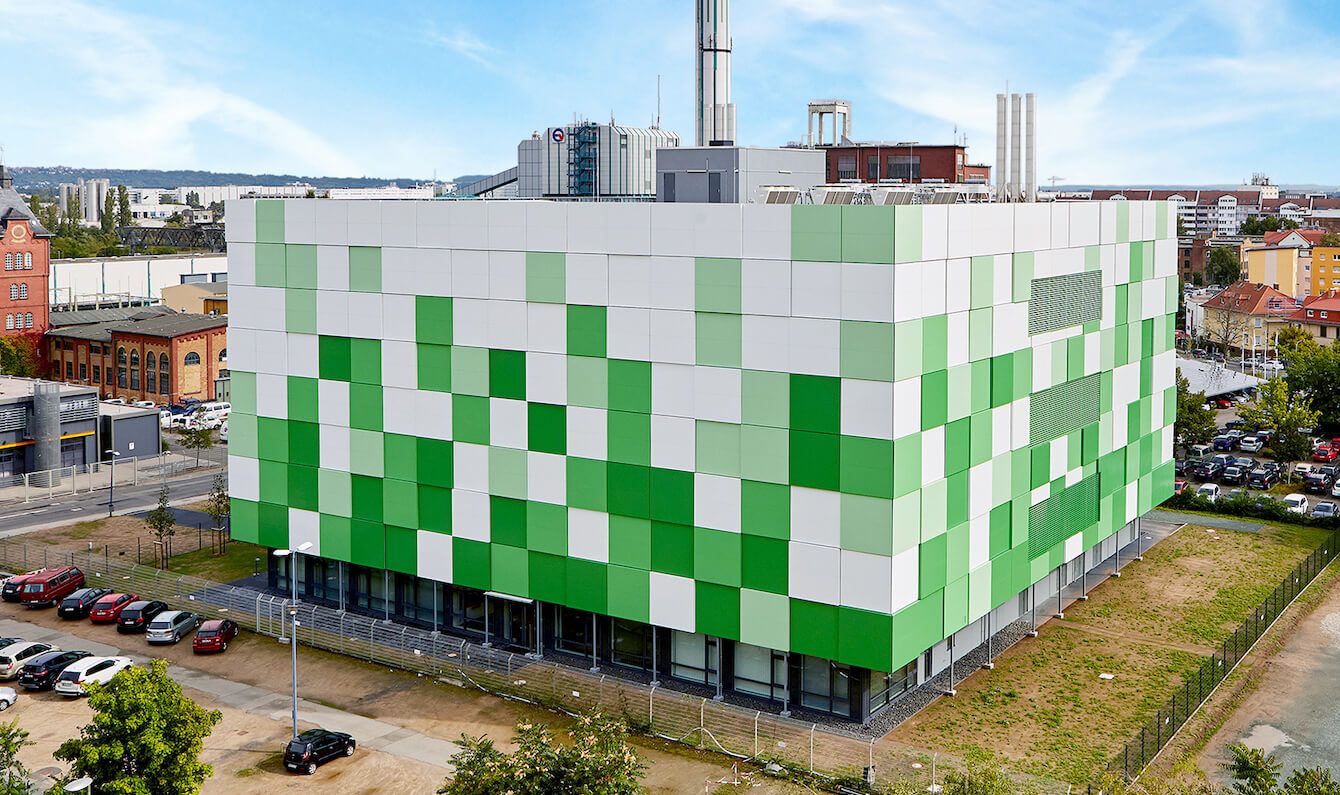 Maincubes FRA01